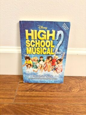 Disney High School Musical 2 Junior Novel